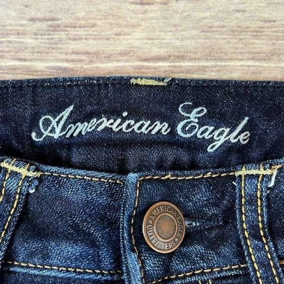 American Eagle Jean Shorts | Dark Wash | Stretch Material - Picture 2 of 5